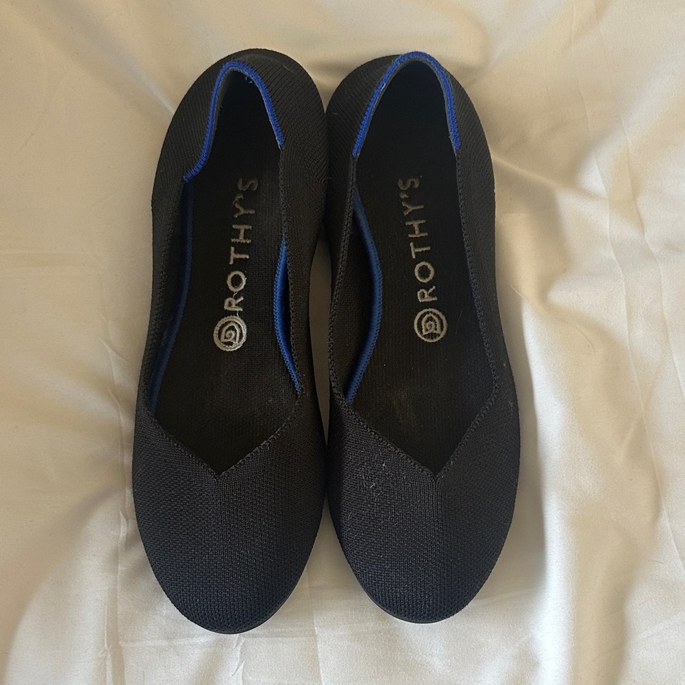Rothy's Women's Black and Blue Flats